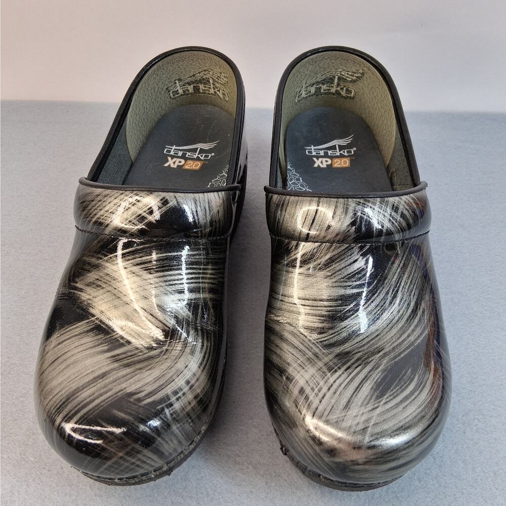 Dansko XP 2.0 Professional Clogs Women's 36 U.S. 5.5 - 6 Black & Metallic Silver